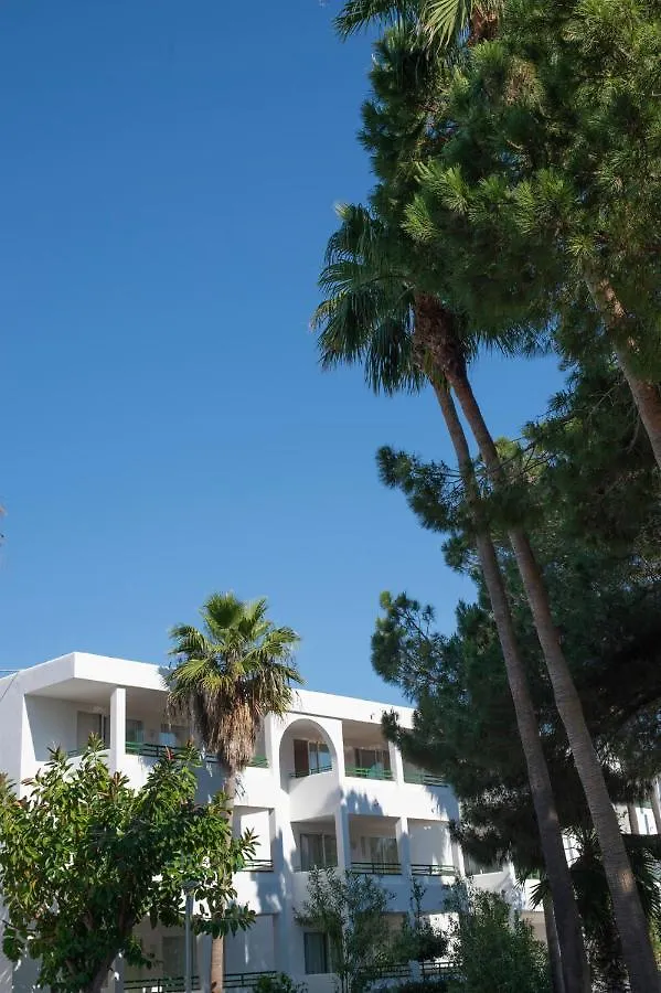 ***  Aparthotel Pierre & Vacances Mallorca Cecilia Porto Colom Espanha