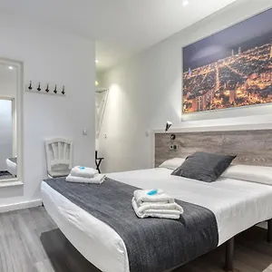 Bedmates 2*, Barcelona Espanha